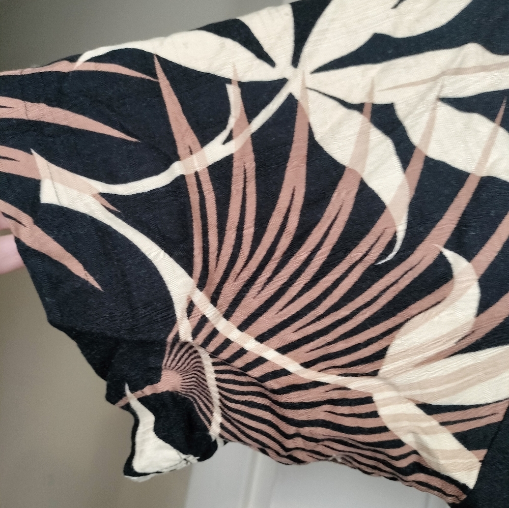 Cubavera Men's Large Rayon Hawaiian Shirt Black‎ Tan Palm Leaf Tropical Floral L - Picture 10 of 10